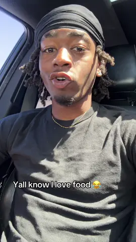 A post by @jibarone on TikTok caption: I’m hungry rn 😂