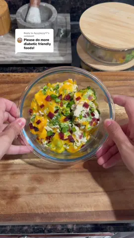 A post by @benjixavier on TikTok caption: Replying to @Ayyyjayyy17 🔥 Diabetic-Friendly Chicken Bacon Ranch Bake! Low-carb comfort food that’s high in protein & BIG on flavor! 🥓🍗 Perfect for meal prep or an easy weeknight dinner that won’t spike your blood sugar. 🙌 👩‍🍳 Here’s what you need: 🍗 2 large chicken breasts, shredded 🥦 24 oz broccoli florets 🥓 4 slices turkey bacon, minced 🧅 1 small bunch green onions, chopped 🧀 1/2 cup reduced-fat cheddar cheese ✨ For the creamy ranch sauce: 🍶 2 cups low-fat cottage cheese 🥛 1/2 cup low-fat milk 🌿 1 packet ranch seasoning 💡 Just mix, bake, and dig into this cheesy, savory goodness. Bonus: it reheats perfectly for lunch the next day! 🥣 Macros per serving (5 servings total): Calories: 255 Protein: 33g Carbs: 8g (Fiber: 3g | Net Carbs: 5g) Fat: 10g