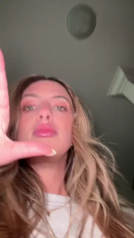 A post by @rachelmadisoncarlisle on TikTok caption: i also love any seafood, sushi, steak tar tar but do not show me a shake #protein #proteinshake #proteingoal 