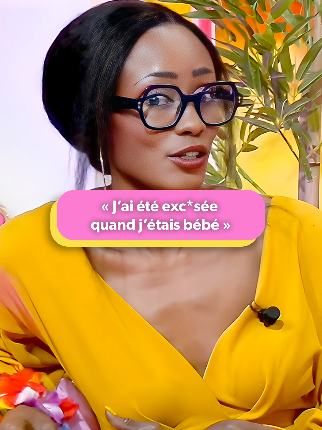 A post by @samzirah on TikTok caption: Elle se confie sur ce qu’elle a vécu bébé 😔 #samzirah #interview #aja #coumba