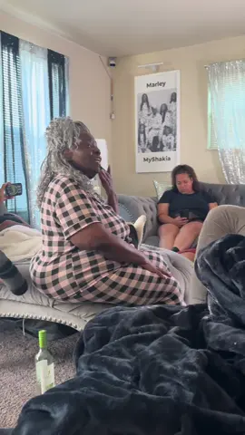 A post by @marleymcflyybup on TikTok caption: #mydysfunctionalfamily 