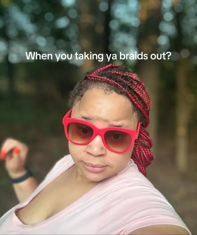 A post by @stankabuttx on TikTok caption: I’ll help you sister 😂 #fyp #baltimore #kash