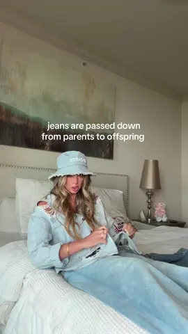 A post by @rachelmadisoncarlisle on TikTok caption: Jean genes #jeans #jeansoutfit #sydneysweeney 