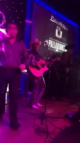 A post by @todobien282 on TikTok caption: Casi nadie el Requintero 🧨 #arielcamacho #leninramirez #corridos 