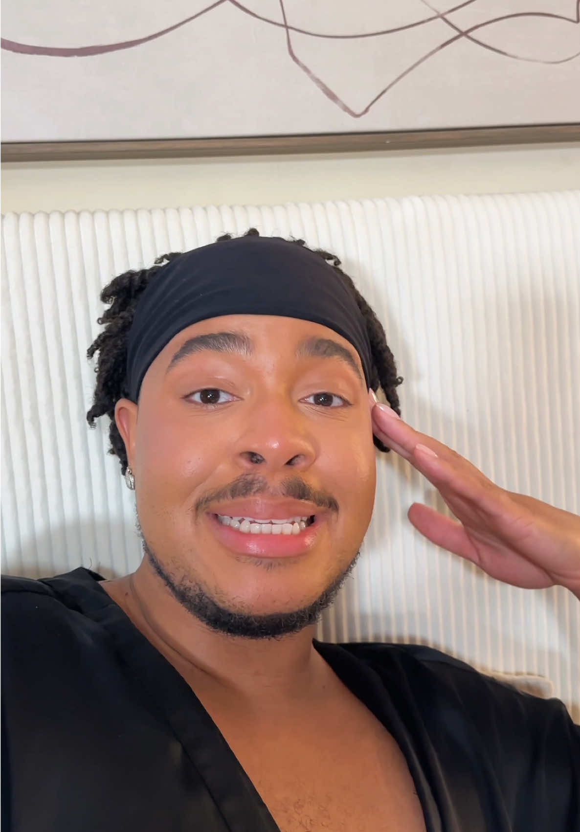 A post by @scotfknlouie on TikTok caption: curry chicken foot & curry chicken back — Pat love her one son. 