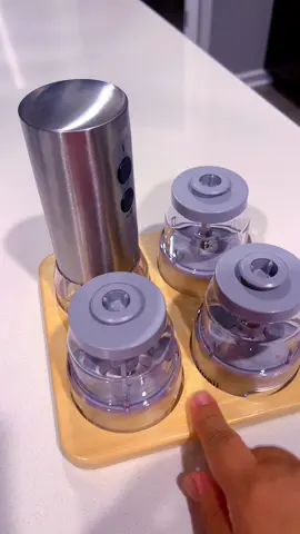 A post by @sabitrakanchi88 on TikTok caption: #foryou #creatorsearchinsights #foryoupage #viralvideo #fypシ 