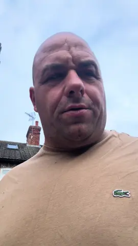 A post by @_smooth47 on TikTok caption: Keeps your hands nice and soft aswell! #plastering #plasterer #builders #builder #fyp 
