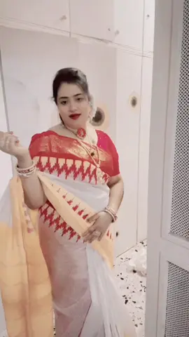 A post by @nishitaroy10 on TikTok caption: #CapCut #NishitaRoy💞💞💞💞🌹🌹💞💞 