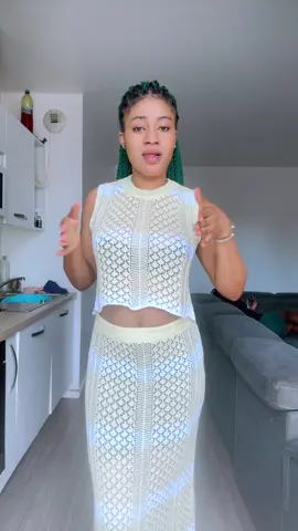A post by @astou.la.rose on TikTok caption: Bientôt je vous présente mon future marié 🤵 💍🫶