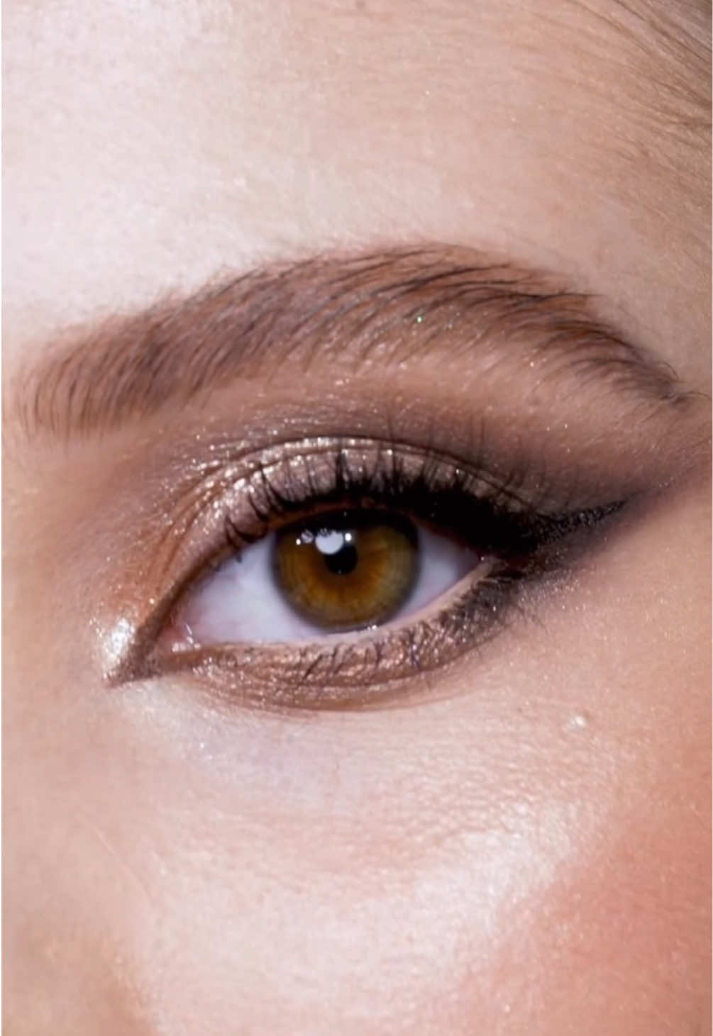 A post by @natashadenona on TikTok caption: ULTIMATE SPARKLY GLAM EYE ft. my bestselling I NEED A NUDE EYESHADOW PALETTE 🌟 #makeupbyndproteam Makeup Details:  Base: ND HY-GLAM CORRECTOR C1 ND HY-GLAM CONCEALER N2 Eyes: I NEED A NUDE EYESHADOW PALETTE   Mash - crease  Silhouette -set wing (eye crayon) + crease  Tender - blend crease  Wit - blend crease  Stone - blend crease + lower lashline  Fair - eyelid + inner corner  Vogue - lower lash line  MACRO TECH EYE CRAYON - shade Brown - wing + outer lower lash line WORK AND SET+ CREAM EYELINER - shade Black  WORK AND SET+ CREAM EYELINER - shade Brown - inner corner #explore #natashadenona #smokeyeye #ineedanudepalette 