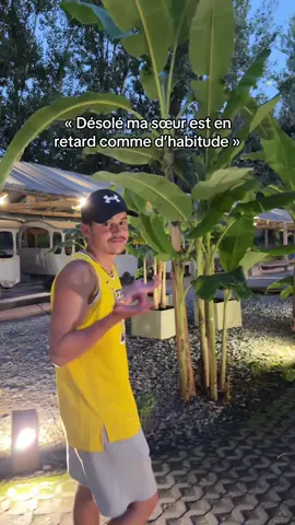 A post by @spee233 on TikTok caption: Oops… les gens toujours en retard🤣✋