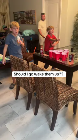 A post by @wrenandemmesworld on TikTok caption: Wren and Kaysen stayed up all night parting with the big dogs!! It’s 10:30 and we at the beach time to wake up since they kept us up all night!! #wrendavid #kaysen #wrenandkaysen #kingvon #vacation #party #rap #flordia #beach #beerpong 