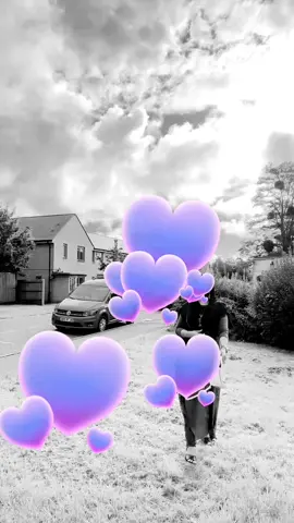 A post by @j_____ennifer on TikTok caption: #fyb #foryoupage❤️❤️ #tranding #unfreezemyacount 