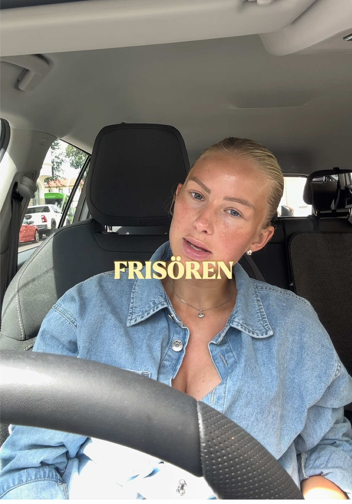 A post by @nattid on TikTok caption: Samarbete med @Hairby_sanna_ 🌸 hon är fantastisk! Ska ni till någon som fixar hår i Skåne då är d ett henne ni ska till 💌