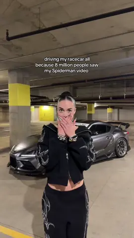 A post by @xqueenkalin on TikTok