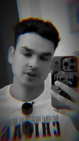 A post by @loveguruemran on TikTok caption: #onthisday #আমার_পাখি #fouryou #fouryou #Love #emranbd #roma @🍁 Coffe Of Ramim 🍁 @ƬL❥JIHꫝᗪ シ︎ @🎀SADIA🎀 