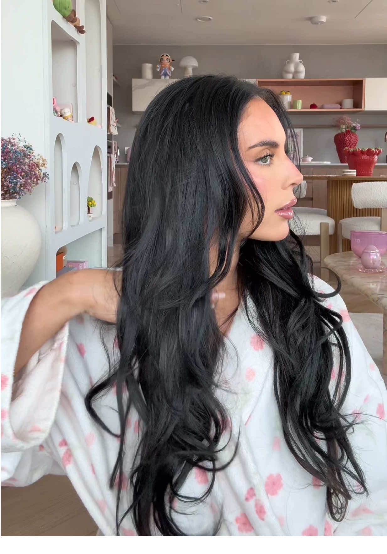 A post by @cinziazullo on TikTok caption: healthy shiny hair summer @Aveda 💕🌸🫶🏼🌷ad
