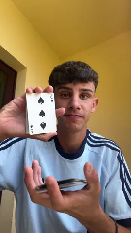 A post by @raul_magic7 on TikTok caption: cuál es tu nombre? 👀 