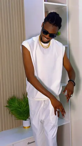 A post by @lok_bombe on TikTok caption: Ku way li @Mome_sa_rew 