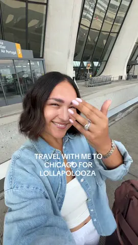 A post by @isa_kristen22 on TikTok caption: travel vlog ✈️ CHICAGO I AM SO EXCITED FOR LOLLAAAAA!!! #travelwithme #travelvlog @Ulta Beauty 