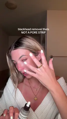 A post by @rachelmadisoncarlisle on TikTok caption: So satisfying to see what comes out everyday #blackhead #blackheads #peel 
