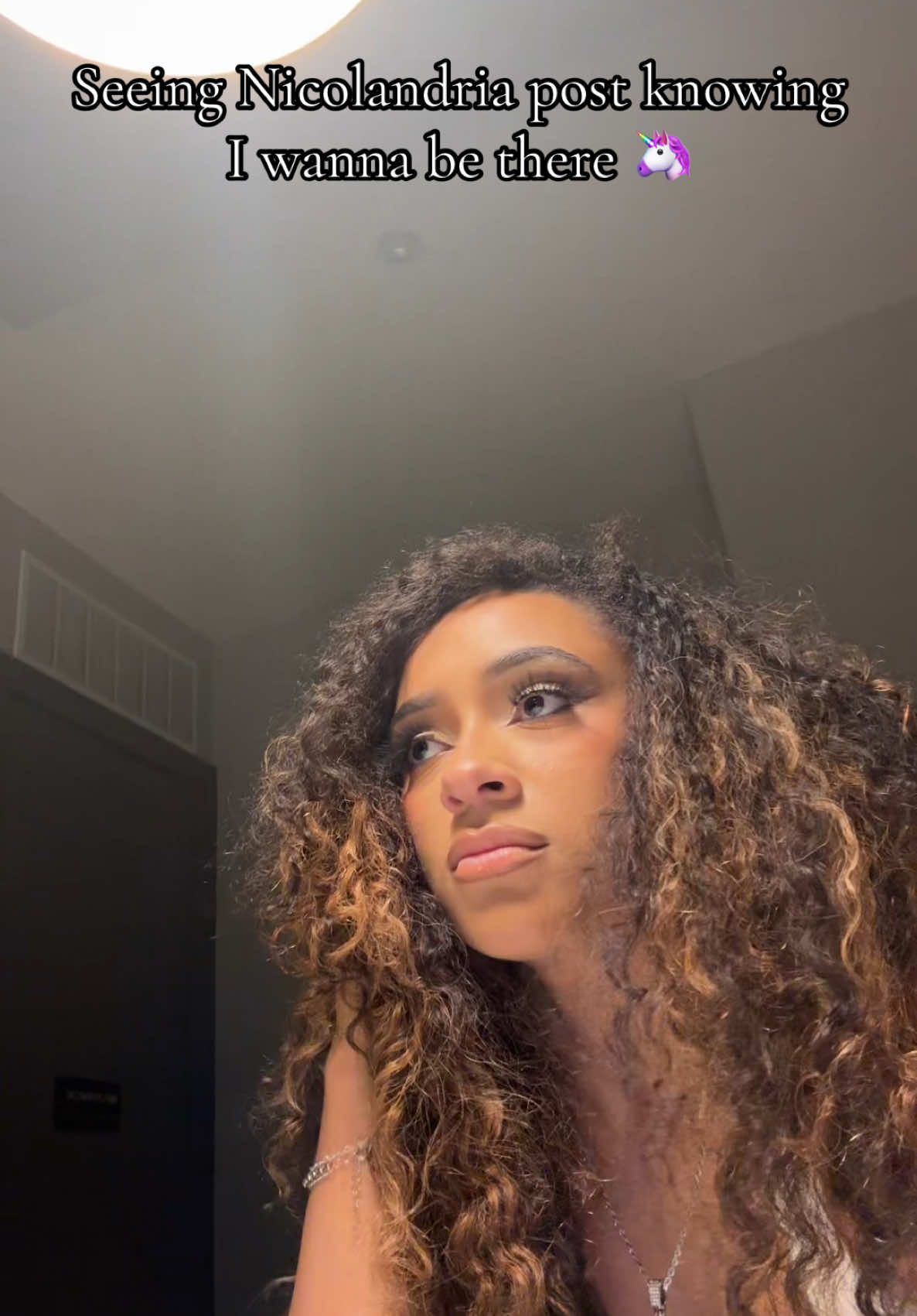 A post by @ on TikTok caption: I know I’m not the only one #houstontx #htx #houston #loveisland #nicolandria 