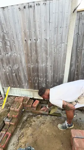 A post by @al_the_trowel on TikTok caption: #rhinobuild #bontools #fy #foryoupage #foryour 