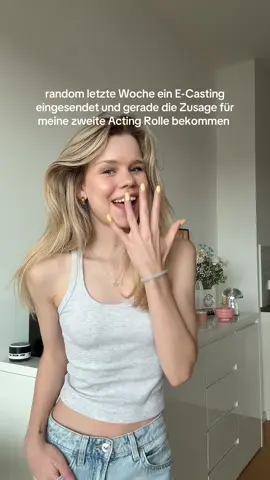 A post by @wifiloo_m on TikTok caption: einfach mein erster Kinofilmdreh🥹😭