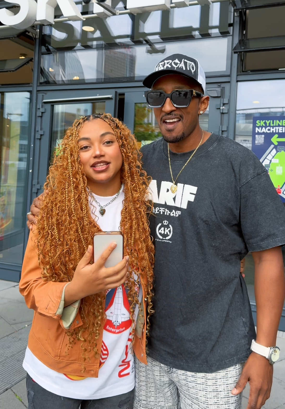 A post by @rosiye__ on TikTok caption: ዛሬ ማታ አይቀርም 😊 @SAMVOD @DJ AVIY @EthioOneLove Official #rosiye #ethiopian_tik_tok🇪🇹🇪🇹🇪🇹🇪🇹 #fypシ゚viral #foryourpage #viral 