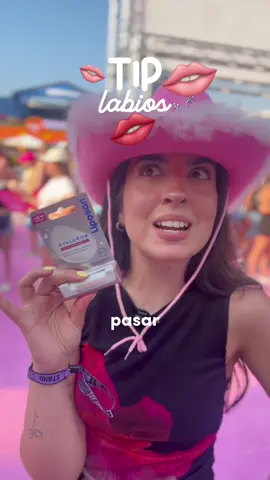 A post by @druni on TikTok caption: 💋 Hidratación intensa + labios jugositos en un solo gesto: El Hyaluron Lip Moisture Plus de Liposan es el bálsamo perfecto si buscas confort, brillo natural y cuidado diario 💧 Con ácido hialurónico, nutre desde dentro, alisa y deja una sensación fresca y ligera. Ideal para llevar en el bolso y reaplicar siempre que lo necesites (spoiler: lo vas a necesitar todo el día). Labios suaves, hidratados y listos para lo que venga 💖 #druniperfumerias #drunilover #liposan #hyallipmoisture #labioshidratados #momentodruni #fyp #parati