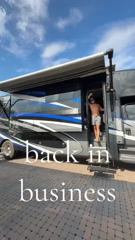 A post by @madisonruffmay on TikTok caption: Sometimes ya just gotta take matter into your own hands, ya know 🤪 back in business!! 👏🏽 #camping #adventure #vacation #beach 