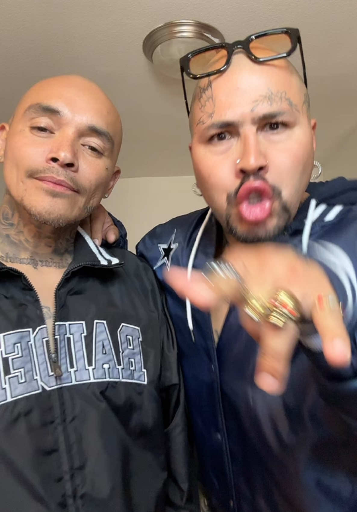 A post by @trinoxadam on TikTok caption: My Way @Usher Raymond #myway #fentysuperbrandday #fy #usher #90s #90sthrowback #90smusic #f #fp #fypシ゚viral #fyp #fypシ #la #4u #tiktok #fypシ゚ #fu #fupシ #fup #4 #4up #viralvideo #losangeles #fyf #iconic #lipsync #legend #duo #trinoxadam #foryoupage #parati 
