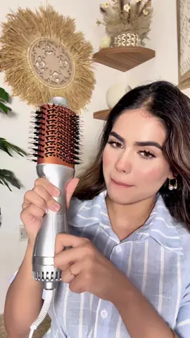 A post by @_.shivanyy on TikTok caption: @SHEGLAM Sleek hair in minutes! Loving the magic of the sheglam Hot Hair Brush — your new best friend for effortless styling.✨ #sheglam #sheglamhair @SHEGLAM.HAIR 