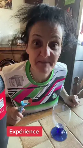 A post by @latiktokeuse869 on TikTok caption: #experience encore rater décidément 🤣🤣🤣🤣🤣