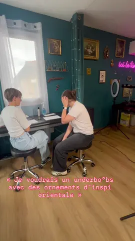 A post by @elsatypiquetattoo on TikTok caption: Merci Clarie pour ta confiance 🤗 • 💙 Moi c’est Elsa, tatoueuse sur Toulouse à @confidences_studio  Je réalise 2 styles : ✿ Des lignes fines, pour des compositions florales ou des covers ✍🏼 ✿ Des petites fleurs colorées & réalistes 💐 💌 Contacte-moi pour qu’on élabore ton projet 💌  ✿ Pas d’idée ? RDV dans le CANAL Instagram pour trouver LA création qui t’attend et qui est faite pour toi 🥳🤗  P.S : Journée Petits Tattoos chaque 1er samedi du mois ⚠️sauf sept⚠️. Tu peux venir faire ton petit tattoo (5cm max) sans RDV 🥳 • #tattoo #toulouse #tattootoulouse #toulousetattoo  #ornementaltattoo #texttattoo #cutetattoo                      