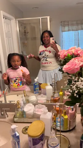 A post by @peach.mcintyre on TikTok caption: PEACH McINTYRE 🍑 GETS READY TO GO BACK TO SCHOOL SHOPPING WITH HER ONLY DAUGHTER 👧🏽 GORGEOUS PURPOSE 🛍️🛒🛍️