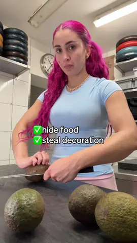 A post by @mikasahanma on TikTok caption: #mikasa #viral #sushi #salmon #avocado 