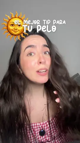 A post by @druni on TikTok caption: ✨ ¡TOP VENTAS en Druni para cuidar tu melena al sol! ☀️💇‍♀️ Estos dos aceites capilares están arrasando y no es casualidad: 🧴 Polysianes Aceite Protector Capilar – Protege, nutre y repara el cabello expuesto al sol, cloro y sal. Con monoï y vitamina E para dejar el pelo suave, brillante y sin encrespamiento. 🌞 Nuxe Sun Aceite-Leche Capilar – Textura ligera, protección UV y un aroma veraniego irresistible. Ideal para prevenir la sequedad y mantener el brillo natural del cabello. ¿Tú también los tienes en tu rutina de verano? #druniperfumerias #drunilover #topventasdruni #protectorcapilar #nuxesun #polysianes #haircareverano #momentodruni #fyp #parati