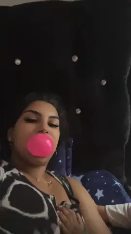 A post by @fataciocolatie on TikTok caption: Fericirea mea ❤️🥺🙏