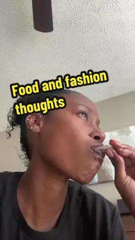 A post by @ on TikTok caption: Random fashion thoughts lol Honey hot mixed with honey garlic, thank me now. #yourstylistgab #getstyledbygab #americaneagle #abercrombie 