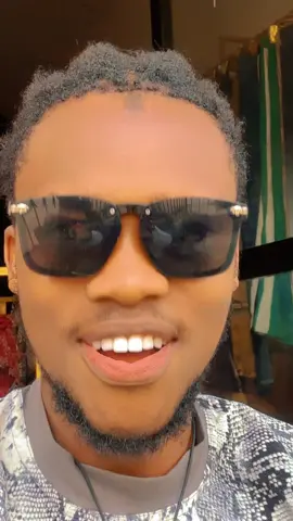 A post by @lok_bombe on TikTok caption: @Mome_sa_rew 
