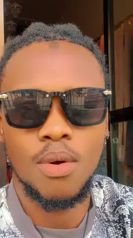 A post by @lok_bombe on TikTok caption: @Mome_sa_rew 