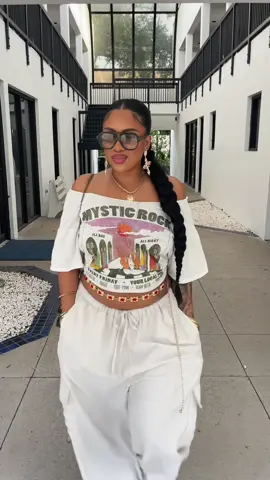 A post by @exe_eve on TikTok caption: OKAY!!? 🫦🗣️👅
