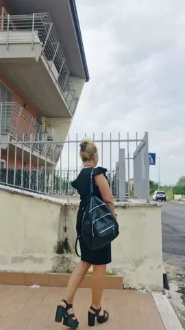 A post by @gianinareginadelmiocuore on TikTok caption: #viral #fuoryou #bunadimineata #wekeendfrumos 