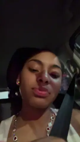A post by @chicagohottiee on TikTok caption: No shade 😭😭😭😭