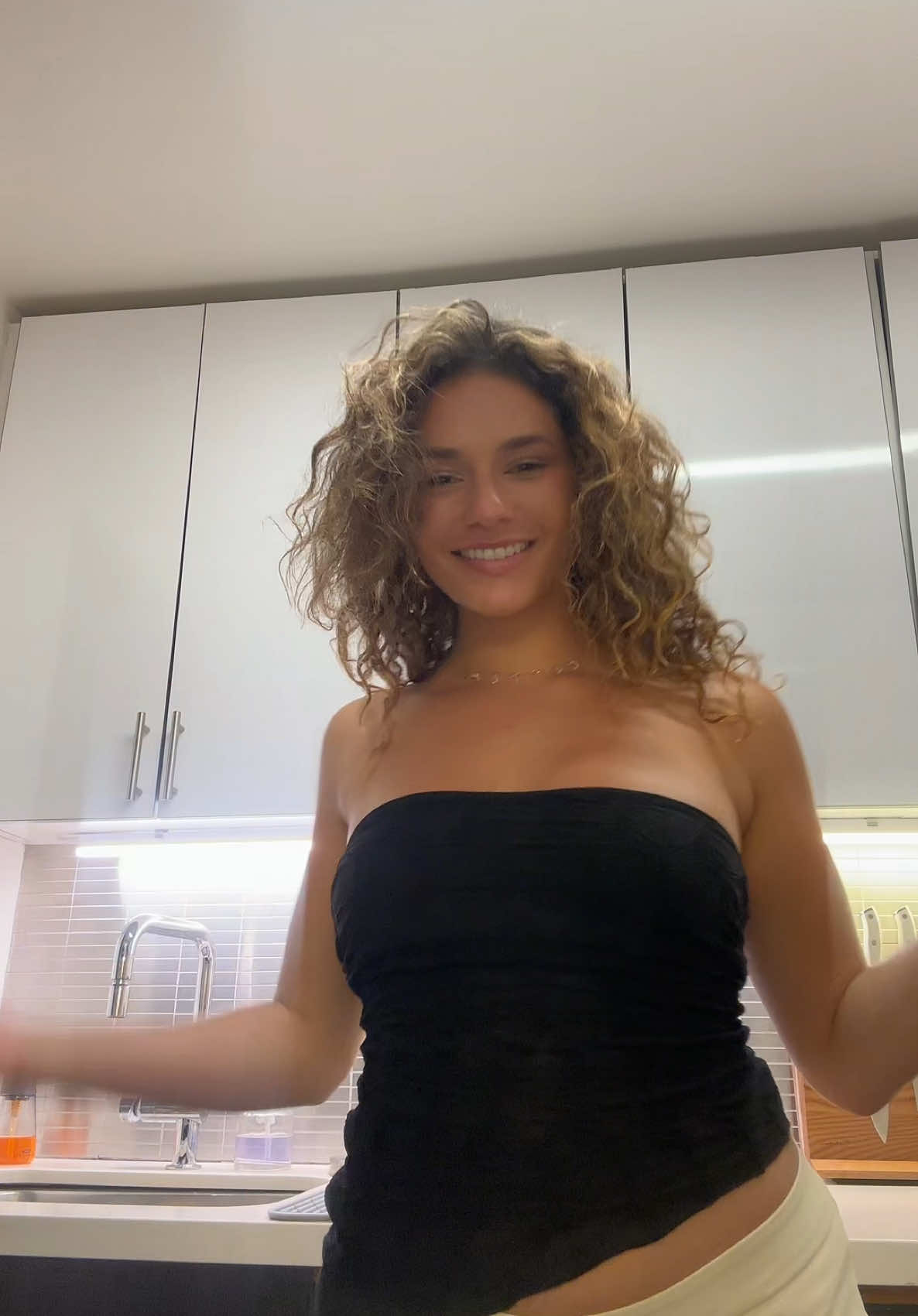 A post by @deliciousdate on TikTok