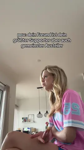 A post by @wifiloo_m on TikTok caption: wenigstens ist er immer ehrlich 😅😭