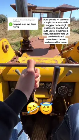 A post by @amedeoiasci on TikTok caption: Continuo a comprare casa e investire insegnare, però alla fine rimango a terra a terra e tiro fuori i miei lavoretti sporchi, anche perché mi piace #TerraTerra