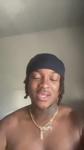 A post by @priprilapri0 on TikTok caption: Hello #fyp 