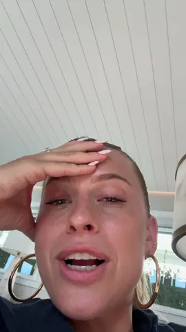 A post by @xandrapohl on TikTok caption: Tell me this is not so bizarre like she said no babe ur not allowed to buy this couch rn 
